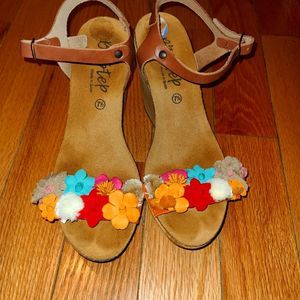 Bio steps floral summer wedges